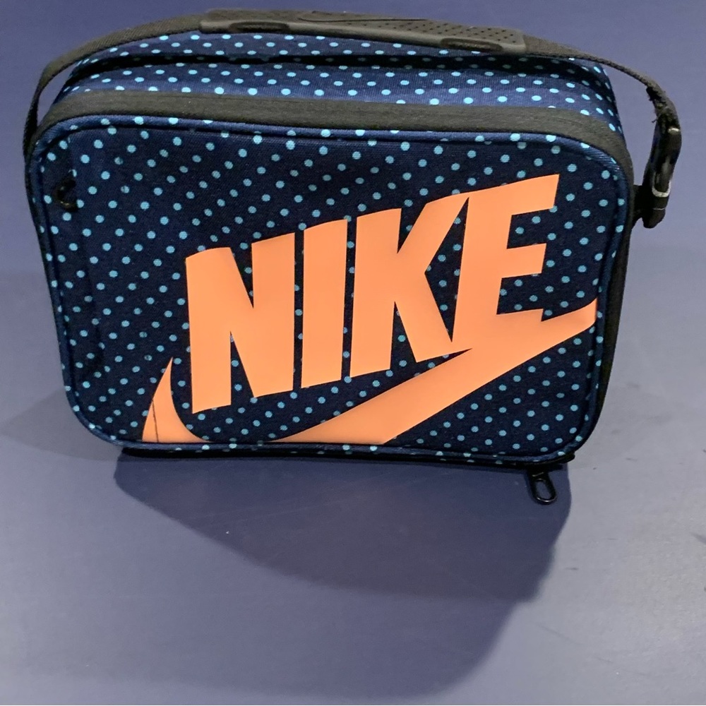 Nike Lunch Box Gem